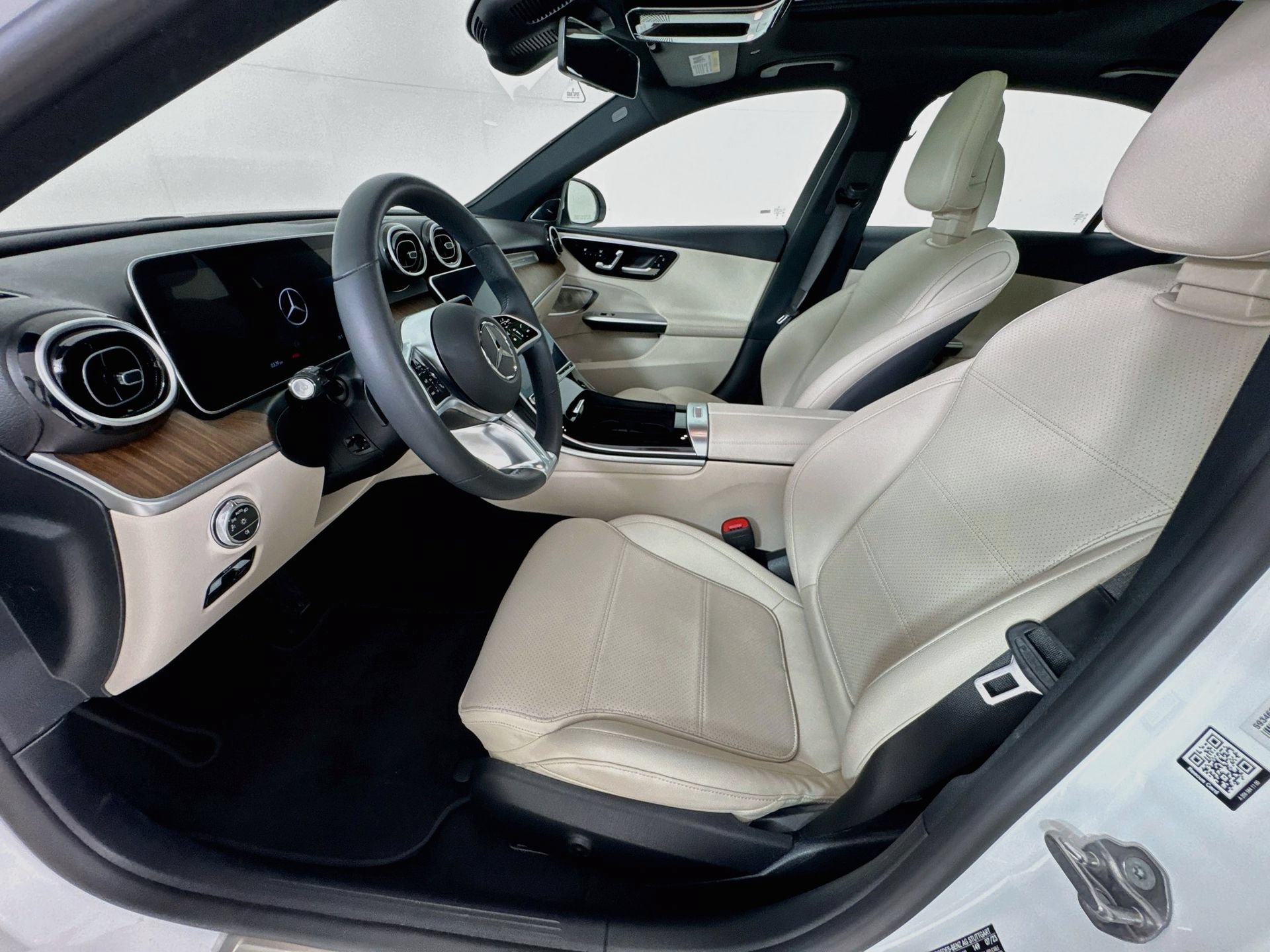 Used 2023 Mercedes-Benz C 300 Sedan image 22