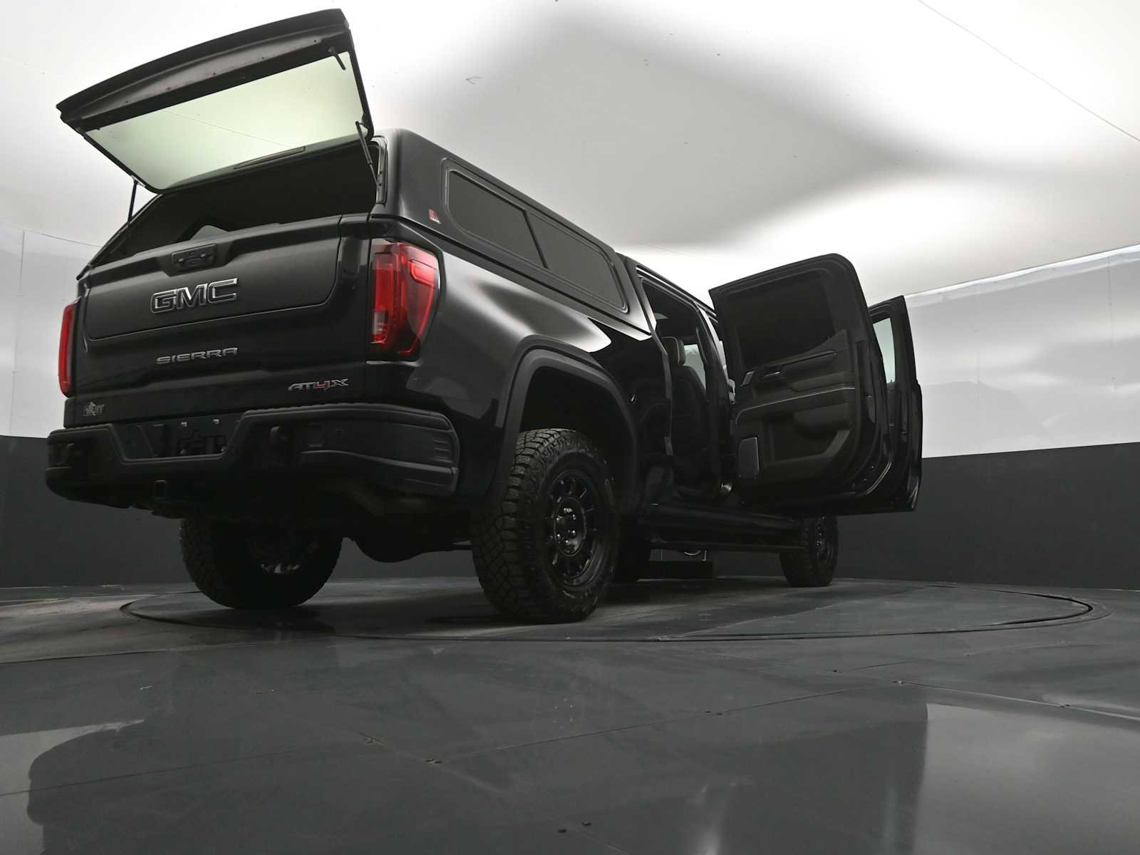 Used 2023 GMC Sierra 1500 AT4X w/ AT4X AEV Edition AWD/4WD image 46