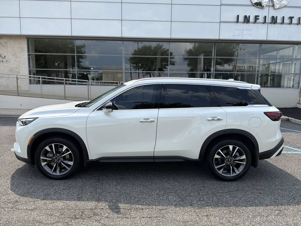 Certified 2023 INFINITI QX60 Luxe w/ Performance Audio Package AWD/4WD image 5