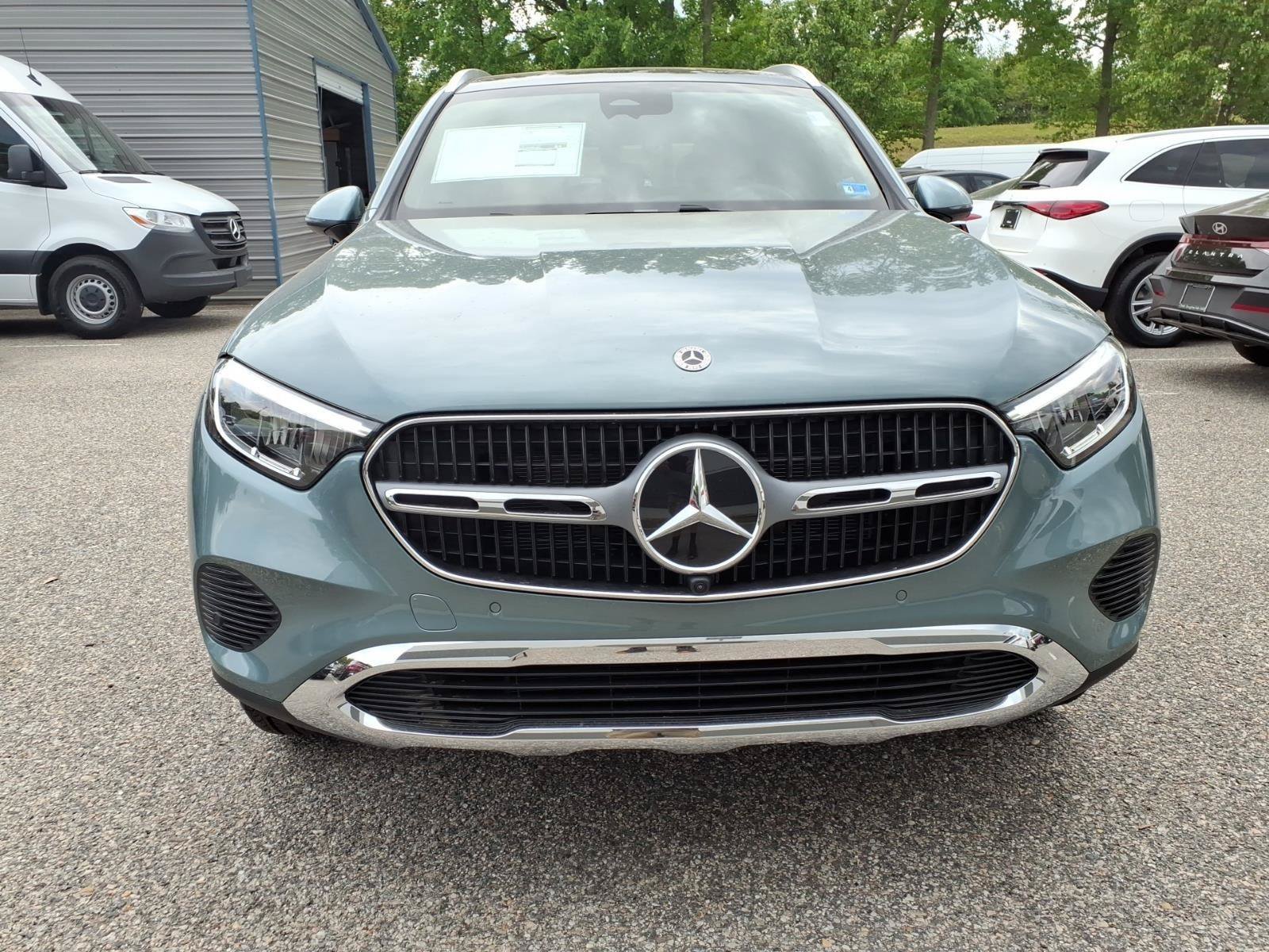 New 2026 Mercedes-Benz GLC 300 4MATIC image 3
