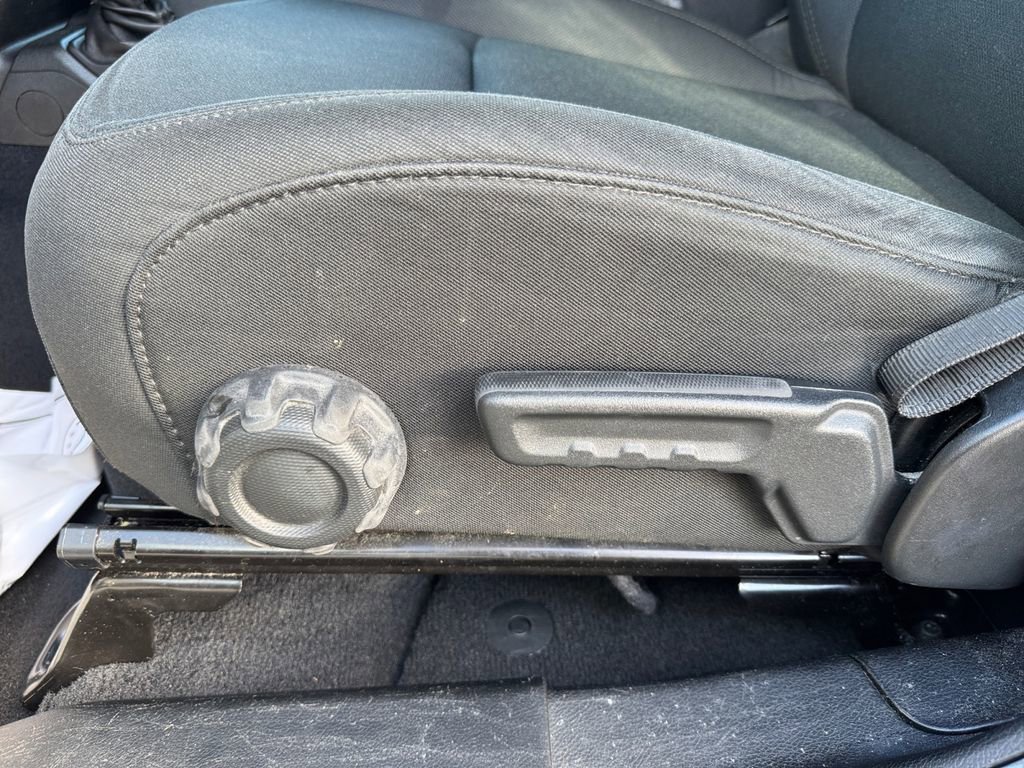 Used 2018 Jeep Wrangler Unlimited Sport S image 25