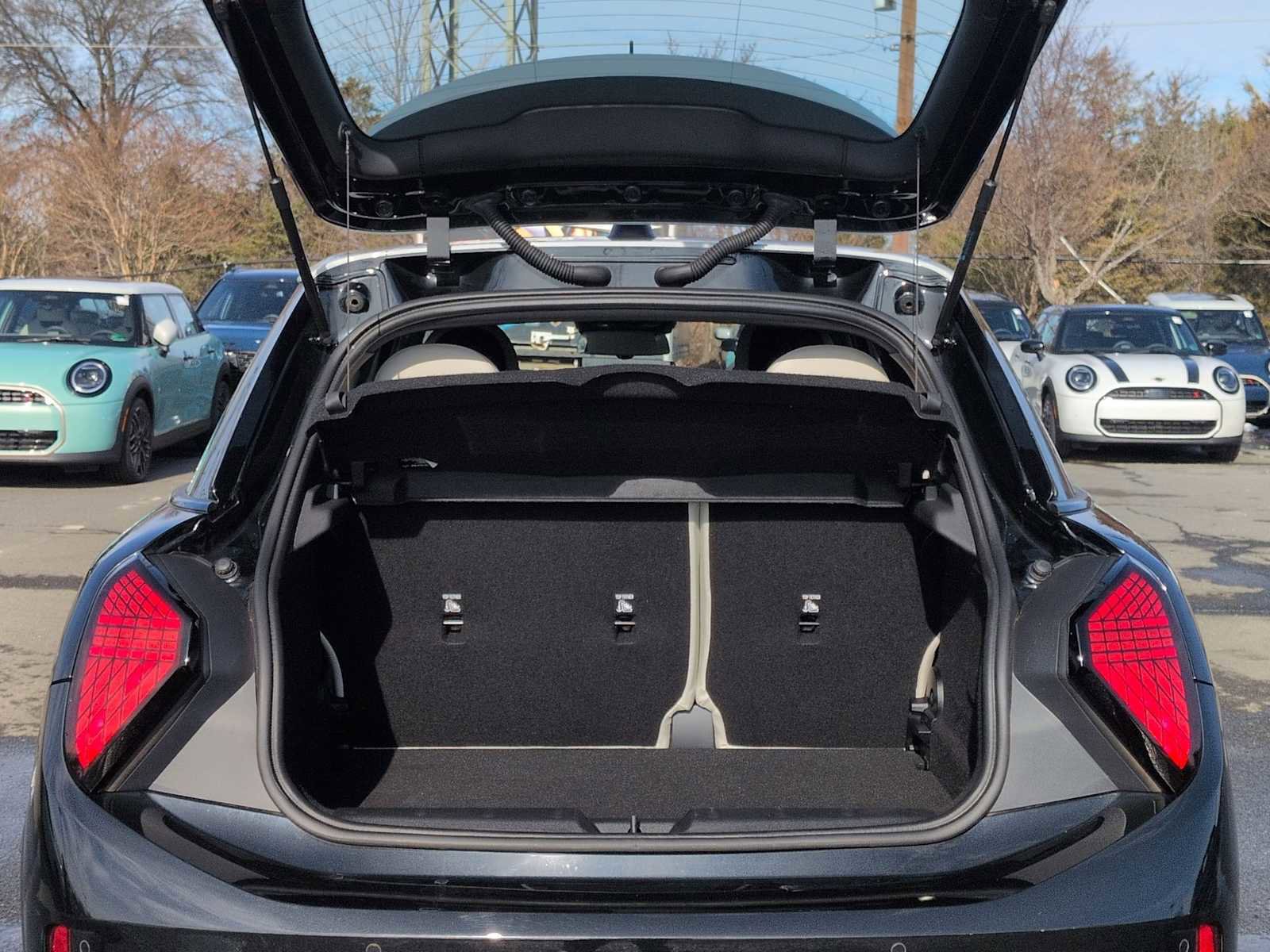 Used 2025 MINI Cooper S image 34