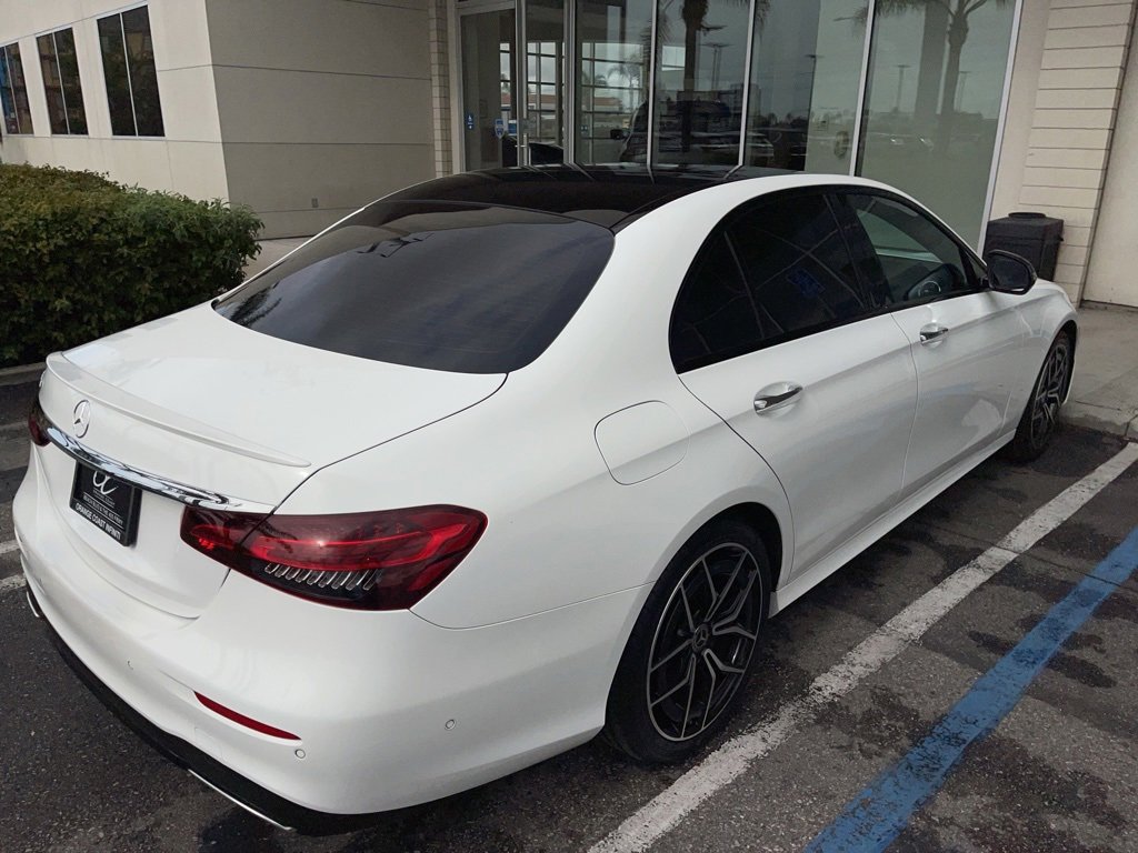 Used 2022 Mercedes-Benz E 350 Sedan image 3