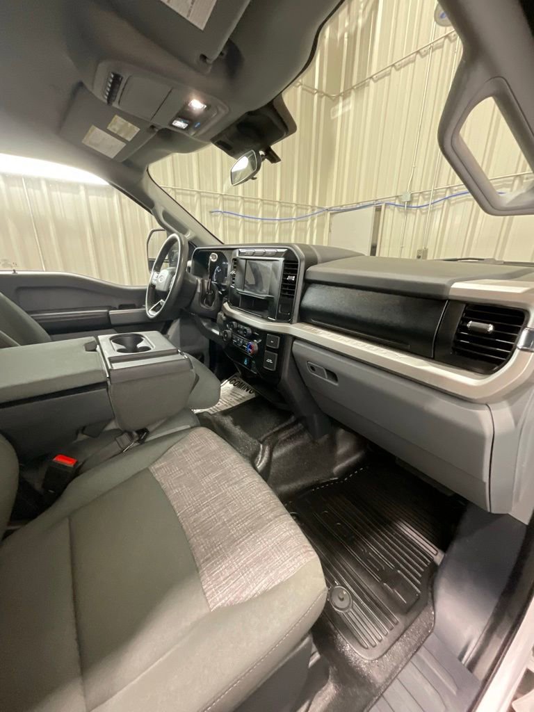 Used 2023 Ford F350 XLT image 17