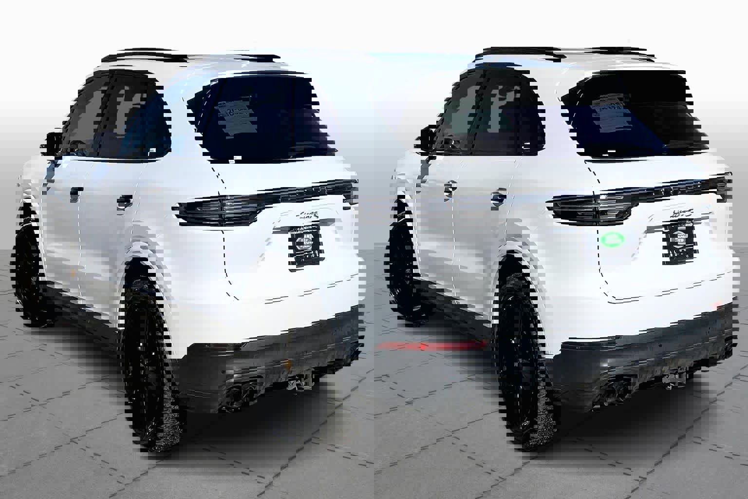 Used 2021 Porsche Cayenne S image 9