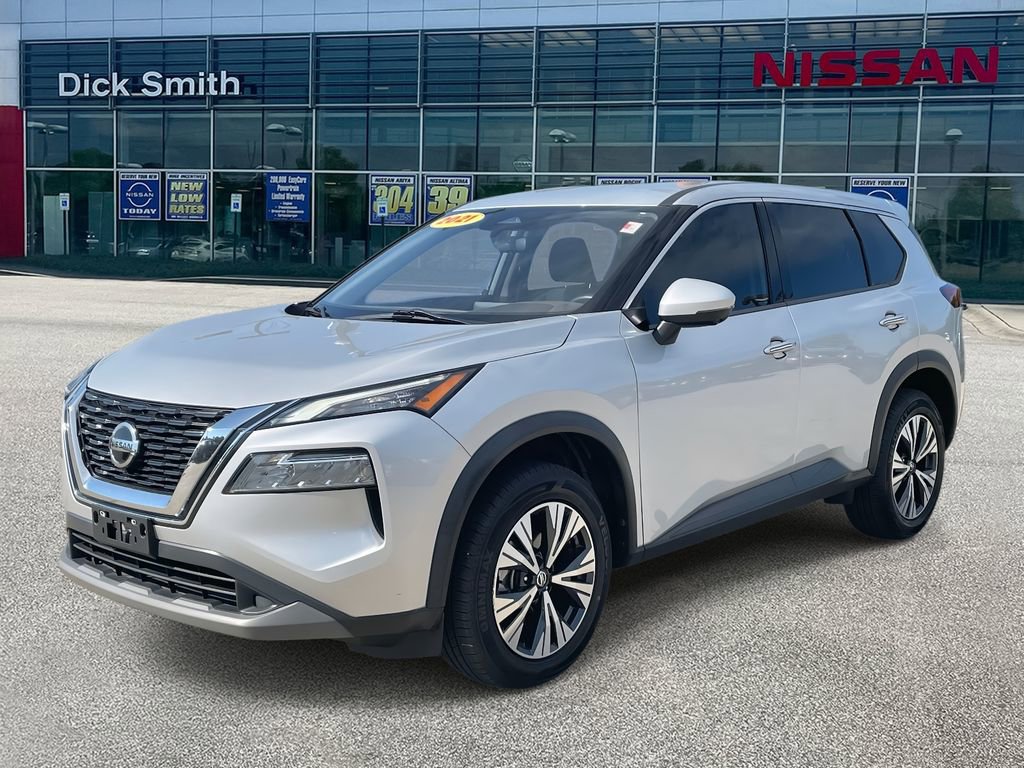 Used 2021 Nissan Rogue SV image 3