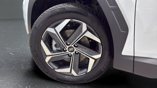 Used 2024 Hyundai Tucson Limited AWD/4WD image 38