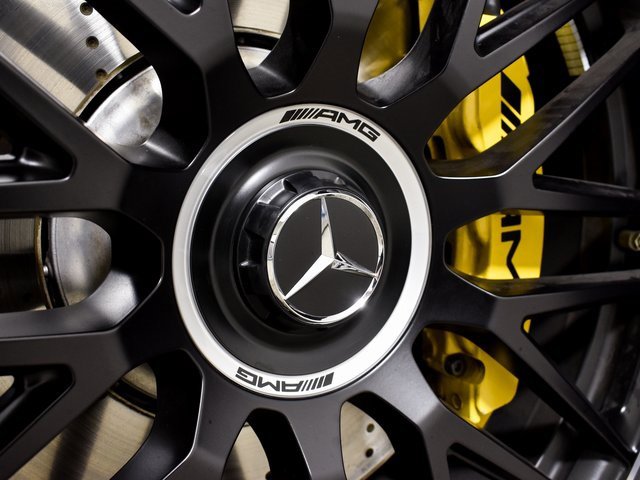 Used 2022 Mercedes-Benz SL 63 AMG 4MATIC image 22