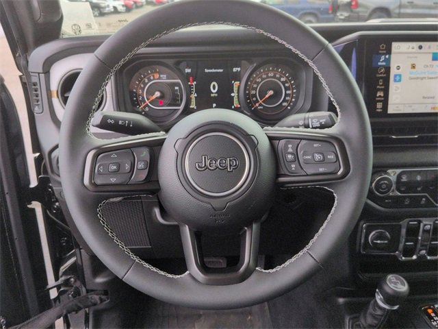 New 2025 Jeep Gladiator Sport image 18