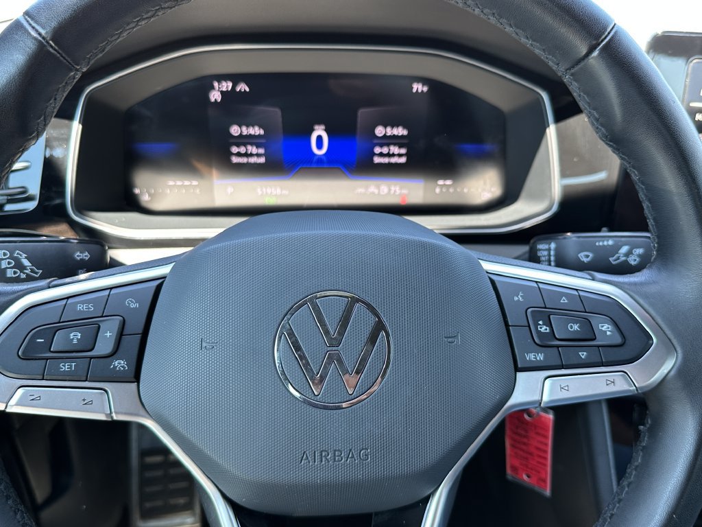 Used 2025 Volkswagen Jetta Sport FWD image 24