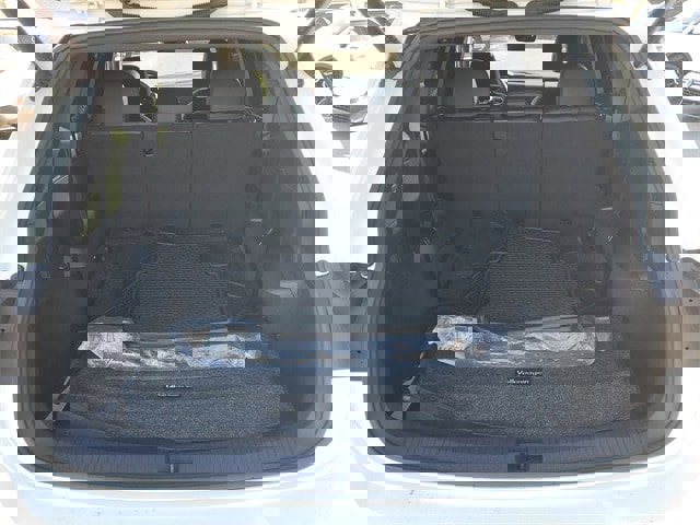 Certified 2024 Volkswagen Tiguan SE R-Line image 7