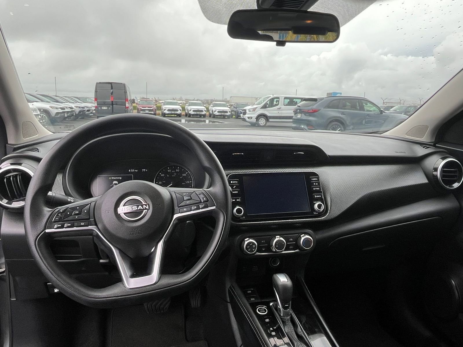 Used 2024 Nissan Kicks SV image 32