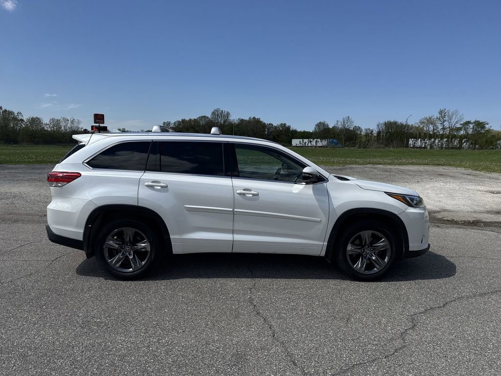 Used 2018 Toyota Highlander Limited Platinum w/ Protection Package #3 AWD/4WD image 9