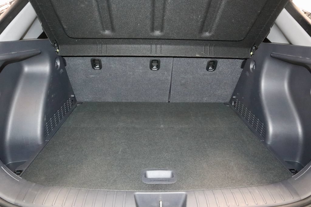 Certified 2025 Hyundai Kona SEL FWD image 14