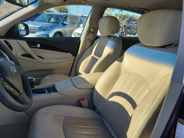 Used 2016 INFINITI QX50 2WD w/ Premium Plus Package image 8