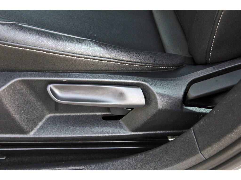 Used 2020 Volkswagen Jetta SE image 34