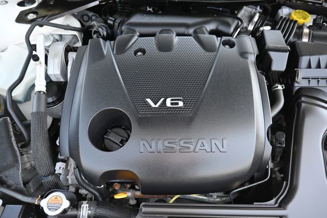 Used 2023 Nissan Maxima SL FWD image 17