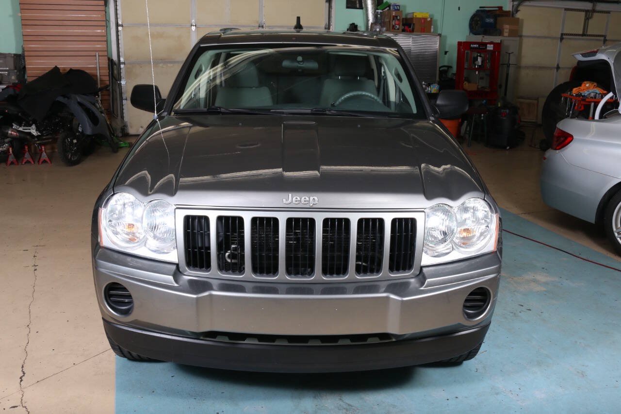 Used 2007 Jeep Grand Cherokee Laredo AWD/4WD image 10