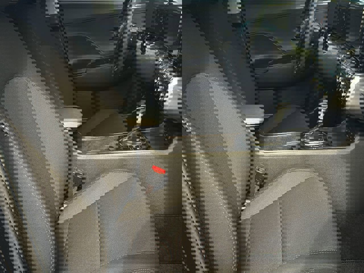 Certified 2025 Hyundai Kona SE image 20