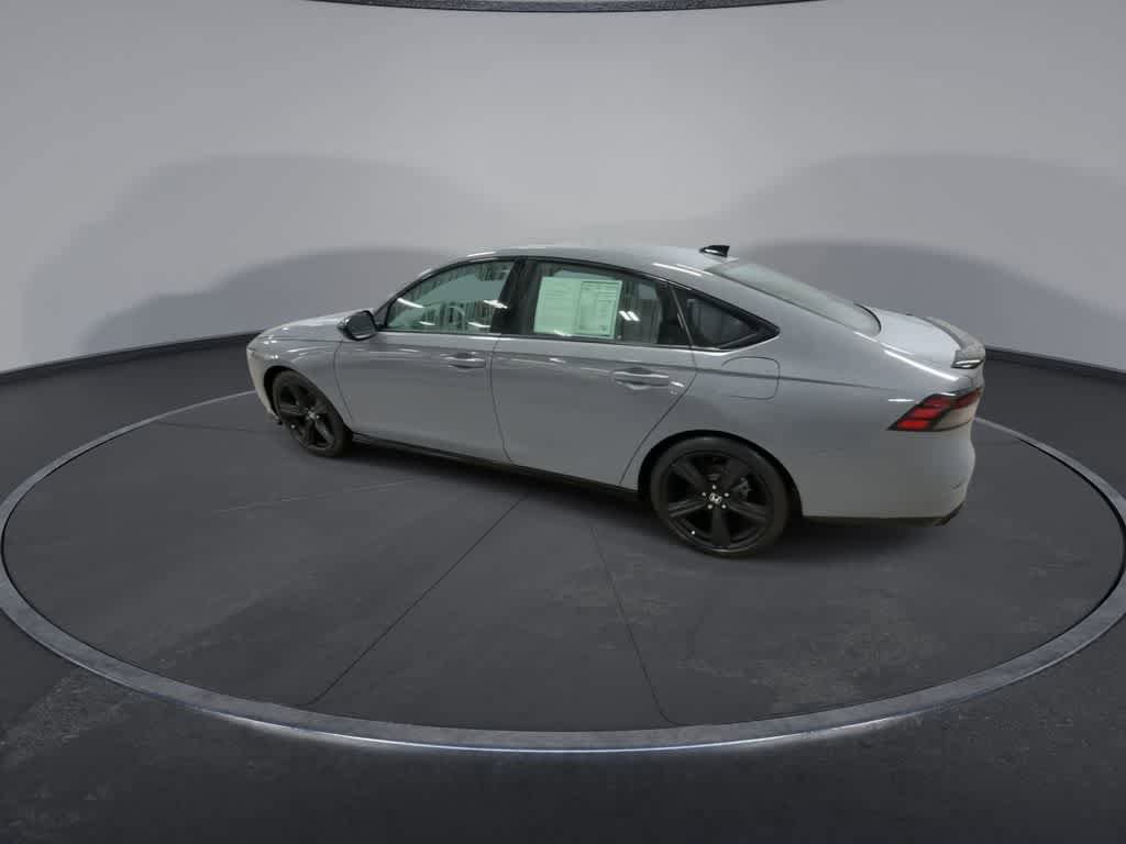 Used 2023 Honda Accord Sport image 6
