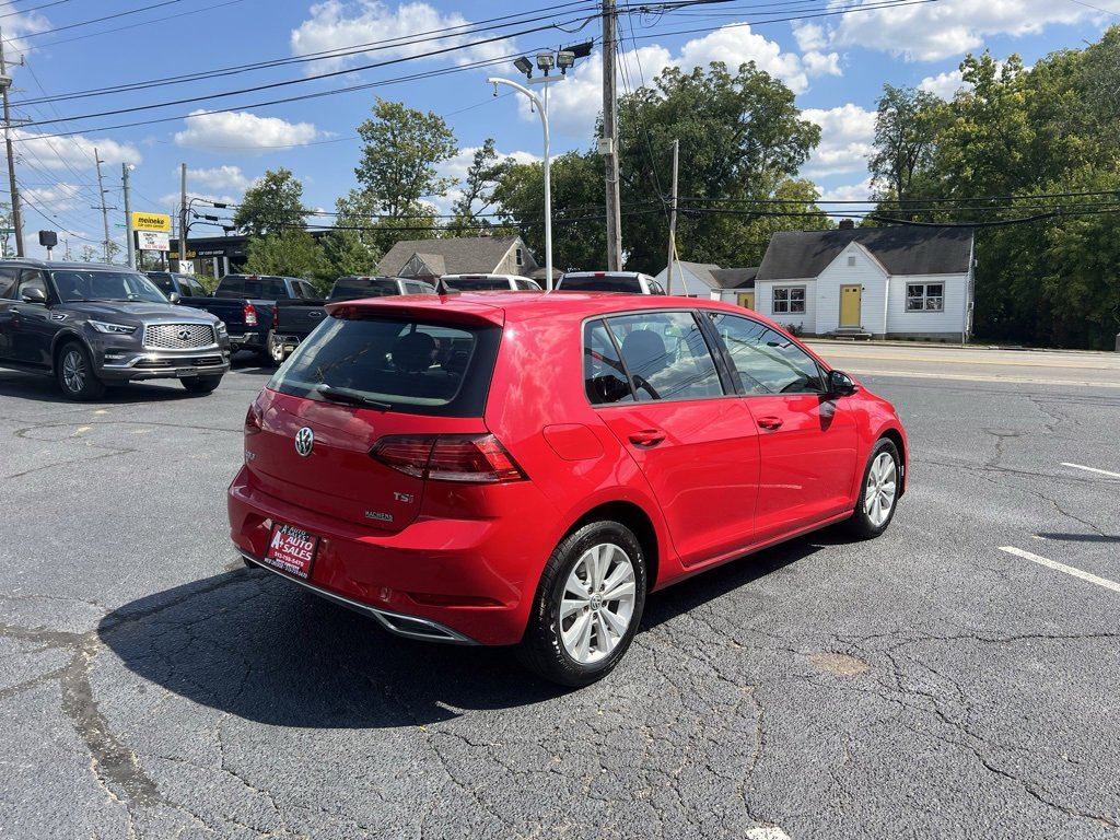 Used 2018 Volkswagen Golf SE image 6