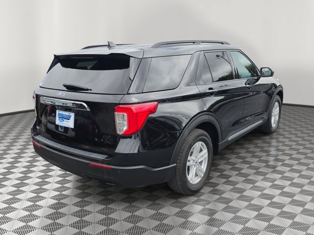 Certified 2024 Ford Explorer XLT RWD image 6