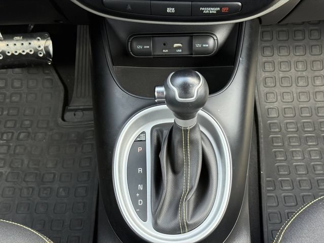 Used 2016 Kia Soul + FWD image 24