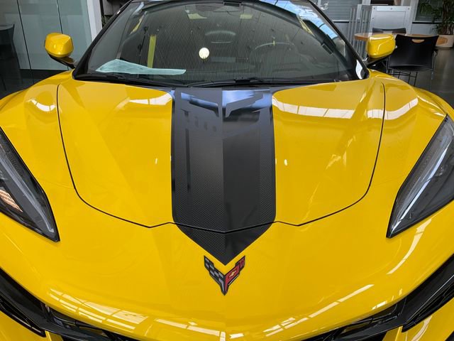 Used 2025 Chevrolet Corvette Z06 RWD image 4