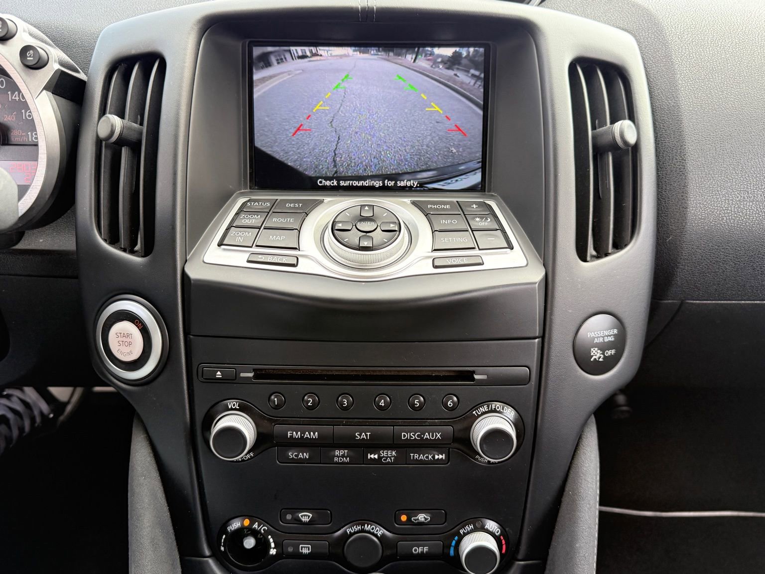 Used 2014 Nissan 370Z Touring w/ Sport Package image 26