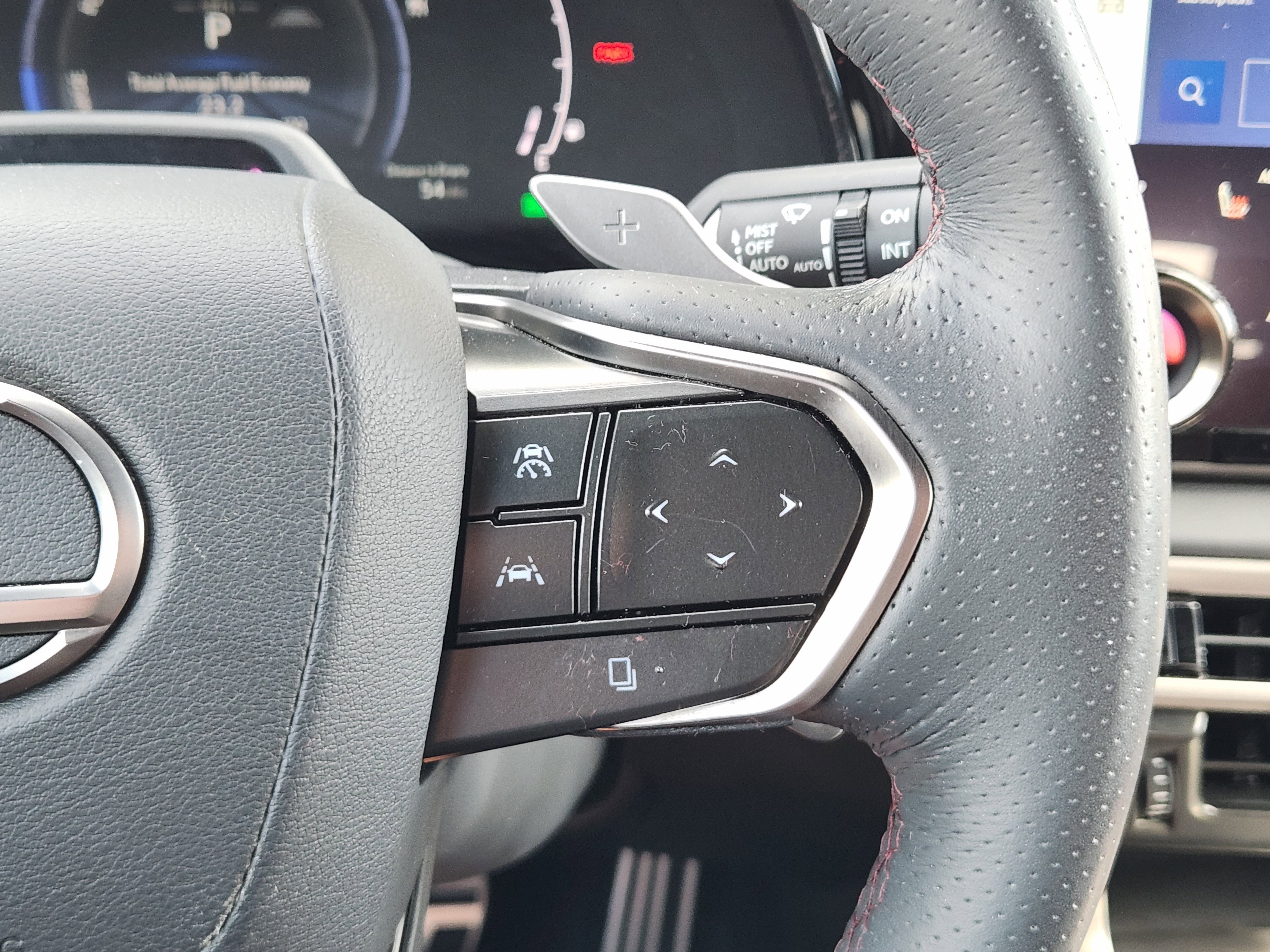 Used 2024 Lexus RX 500h F Sport image 35