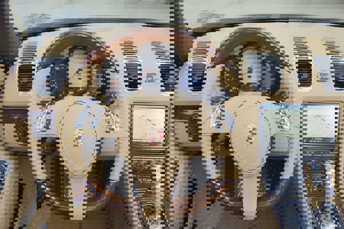 Used 2013 Porsche Boxster S image 12