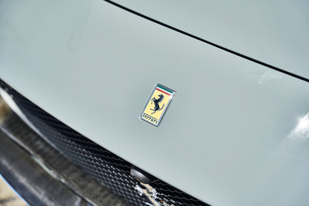 Used 2023 Ferrari 812 GTS RWD image 7