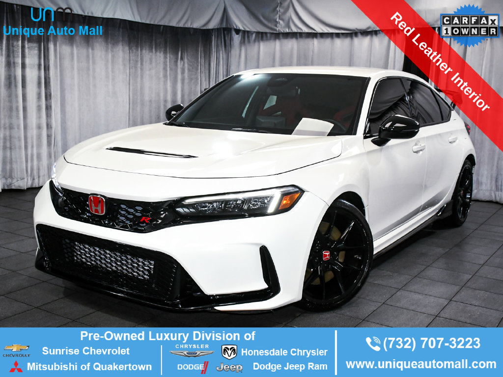 Used 2025 Honda Civic Type R image 1