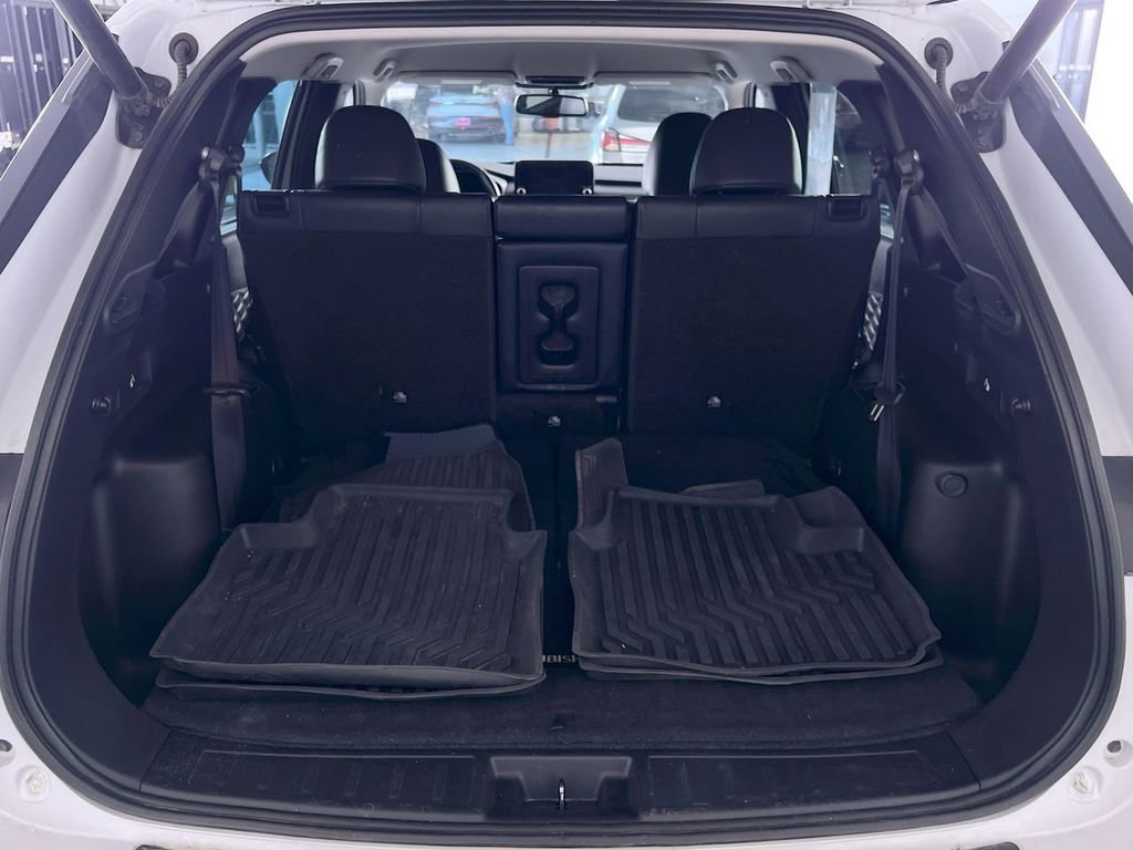 Used 2022 Mitsubishi Outlander SEL image 25