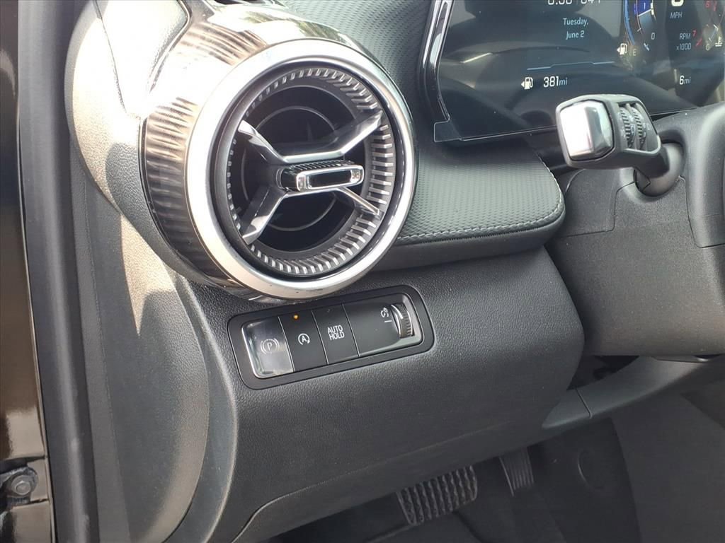 New 2026 Chevrolet Equinox LT w/ Convenience Package II FWD image 15
