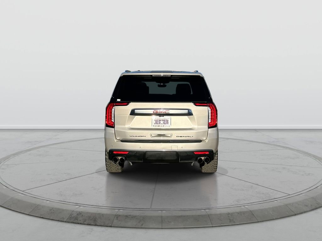 Used 2021 GMC Yukon XL Denali w/ Denali Ultimate Package AWD/4WD image 7