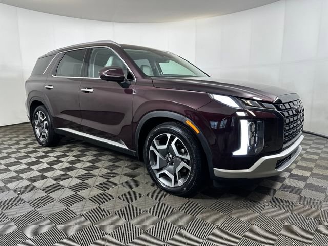 Used 2023 Hyundai Palisade Limited w/ Cargo Package image 2