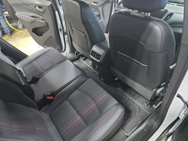 Used 2023 Chevrolet Equinox RS AWD/4WD image 13