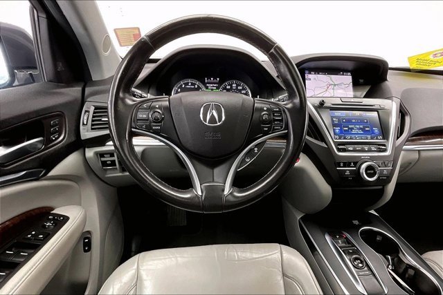 Used 2017 Acura MDX SH-AWD w/ Technology Package image 4