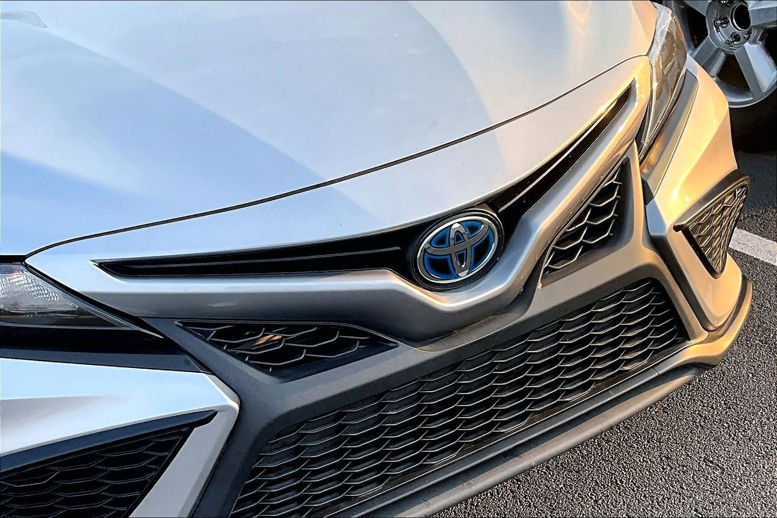 Used 2023 Toyota Camry SE w/ Audio Upgrade Package image 33