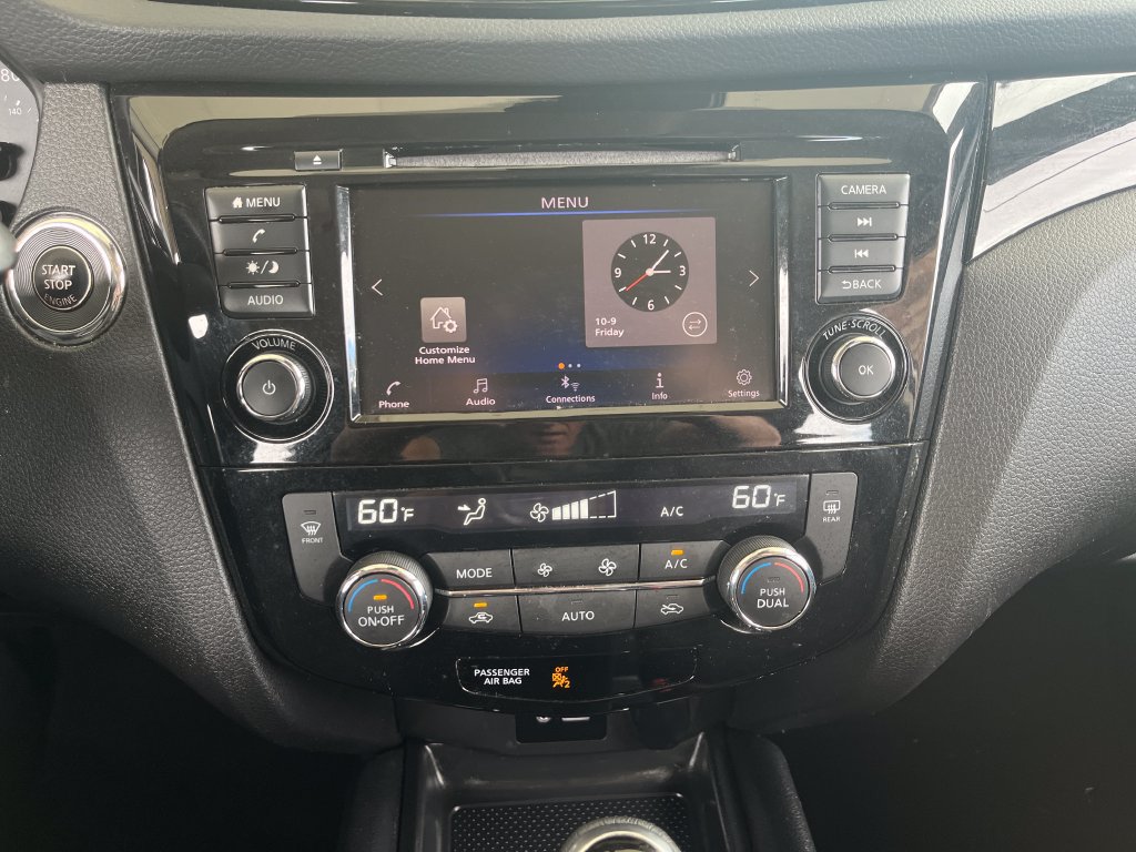 Certified 2022 Nissan Rogue Sport SV FWD image 23