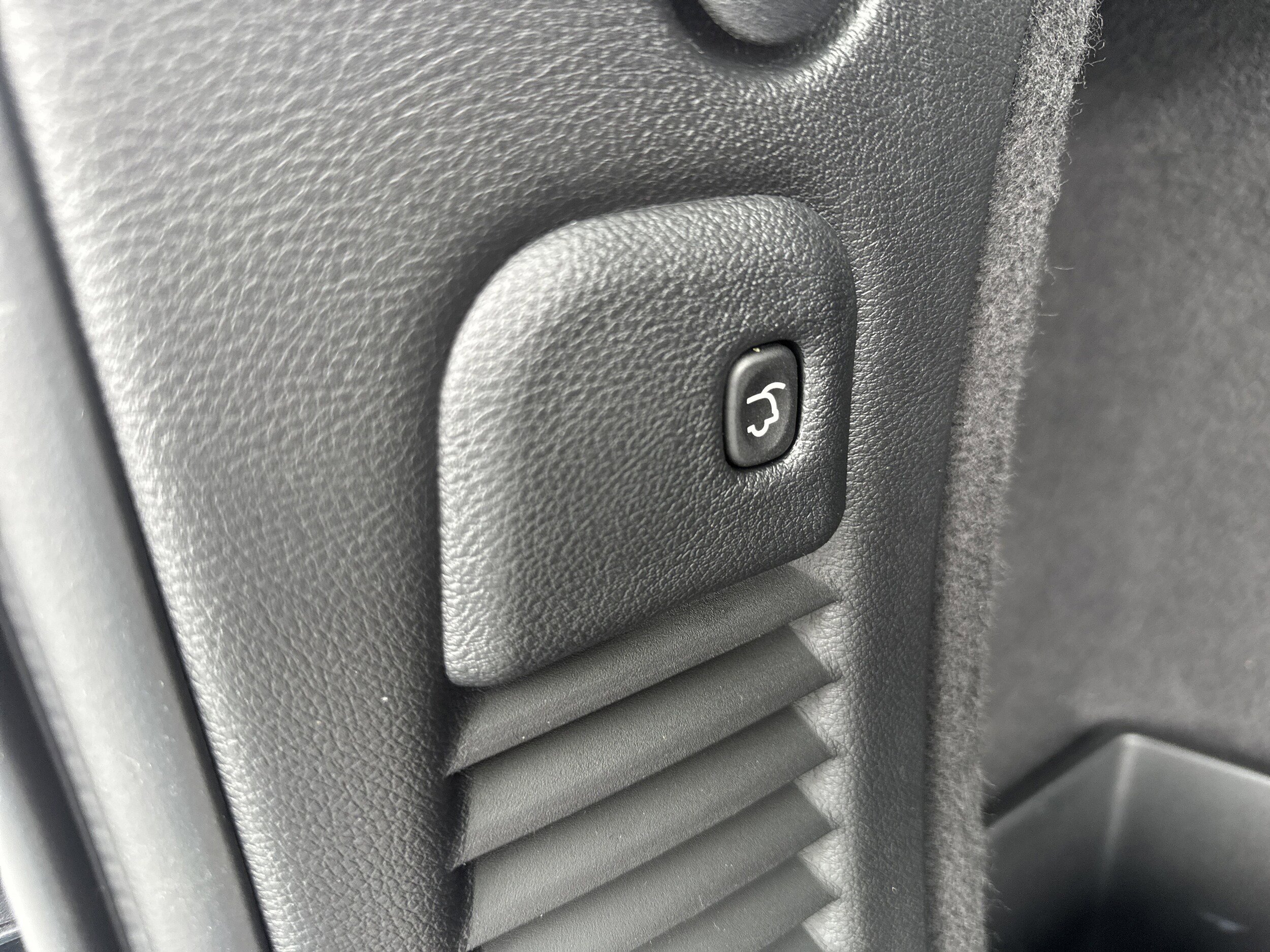 Used 2020 Dodge Durango GT AWD/4WD image 13