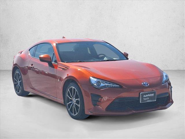 Used 2017 Toyota 86 RWD image 3
