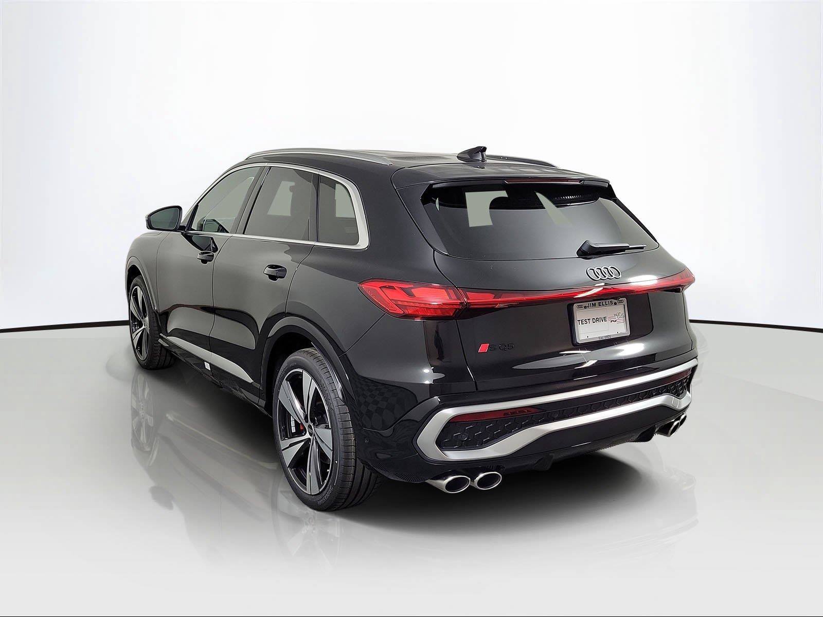 New 2026 Audi SQ5 Prestige AWD/4WD image 4
