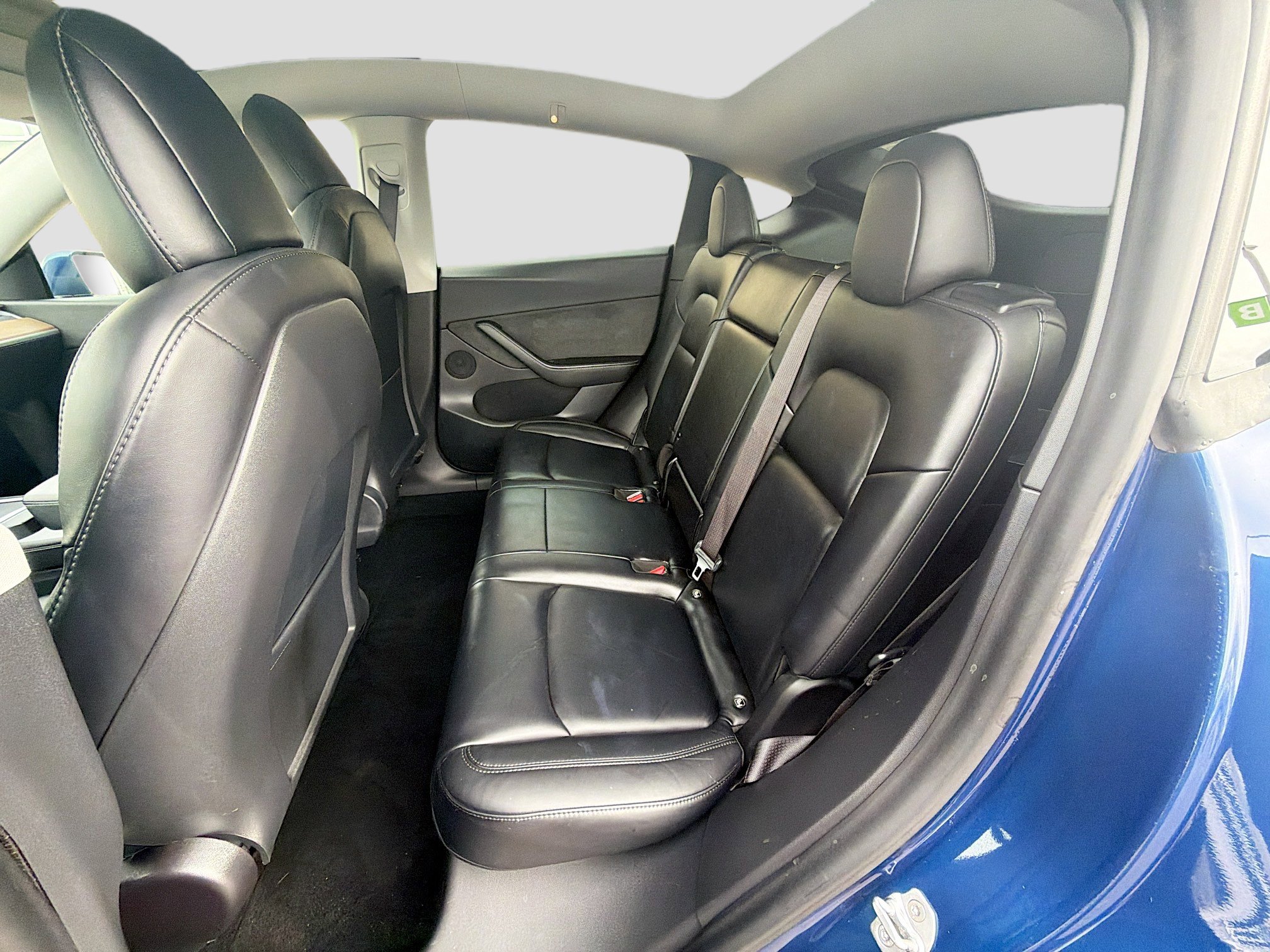 Used 2021 Tesla Model Y Long Range image 27