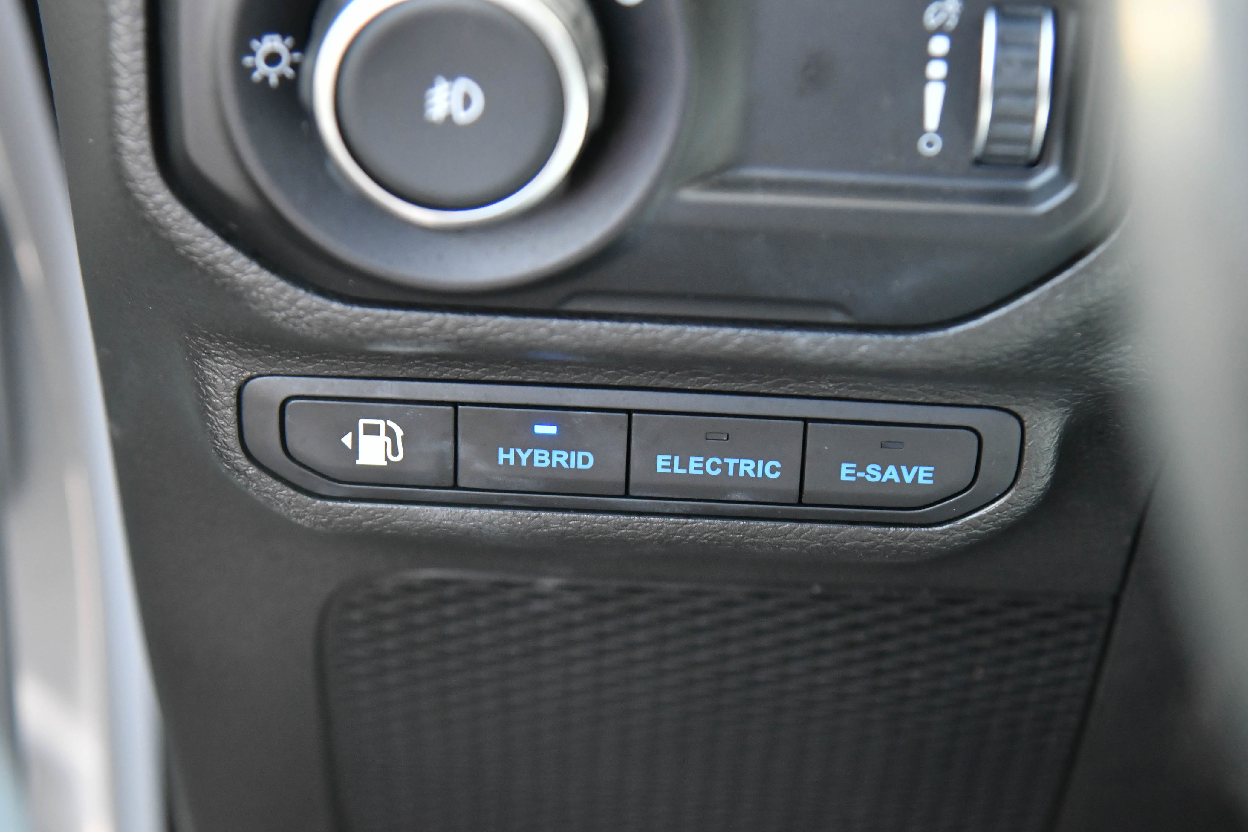 Used 2023 Jeep Wrangler Unlimited Rubicon 4xe w/ Steel Bumper Group image 37