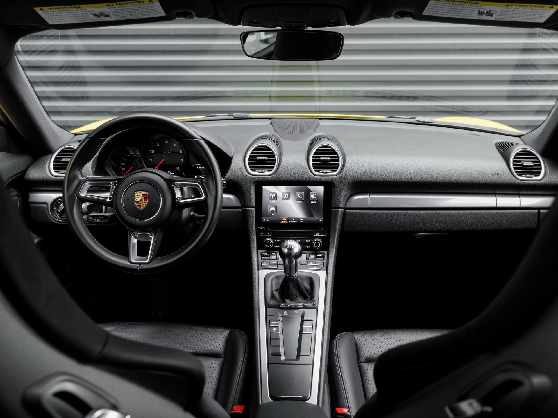 Used 2017 Porsche 718 Cayman image 16