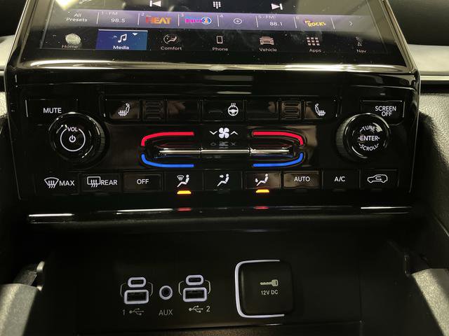 New 2025 Jeep Grand Cherokee Limited w/ Black Appearance Package image 20