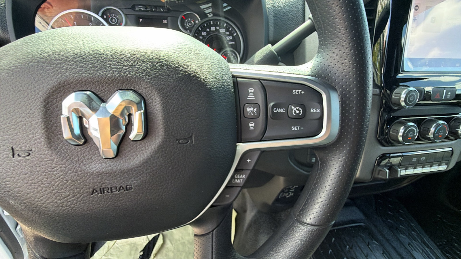 New 2026 RAM 3500 Tradesman w/ Chrome Appearance Group A AWD/4WD image 20