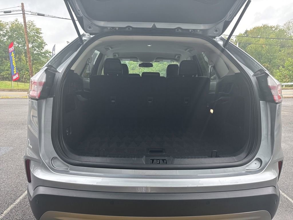 Used 2024 Ford Edge SEL image 17